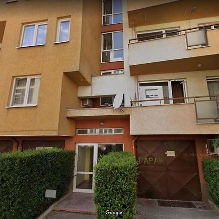 Modern Apartment Sofia Center Exterior photo