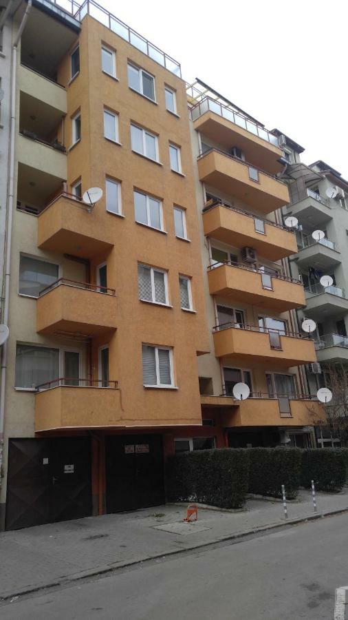 Modern Apartment Sofia Center Exterior photo